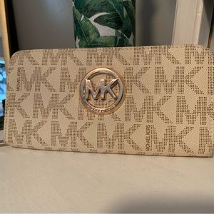 MK Logo Wallet